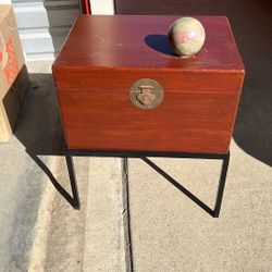 Pieces Of Furniture Selling Separately Each Item 