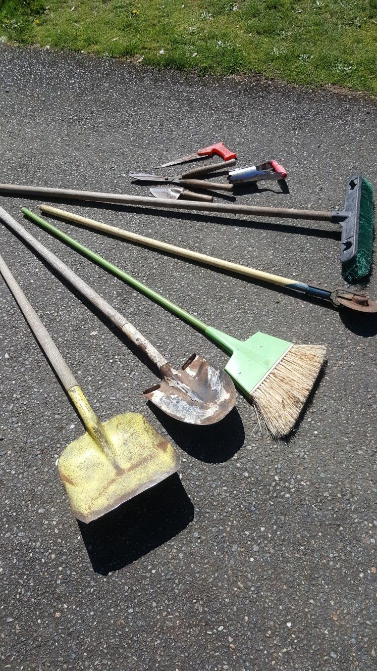 Yard Garden Tools for Sale in Federal Way, WA OfferUp