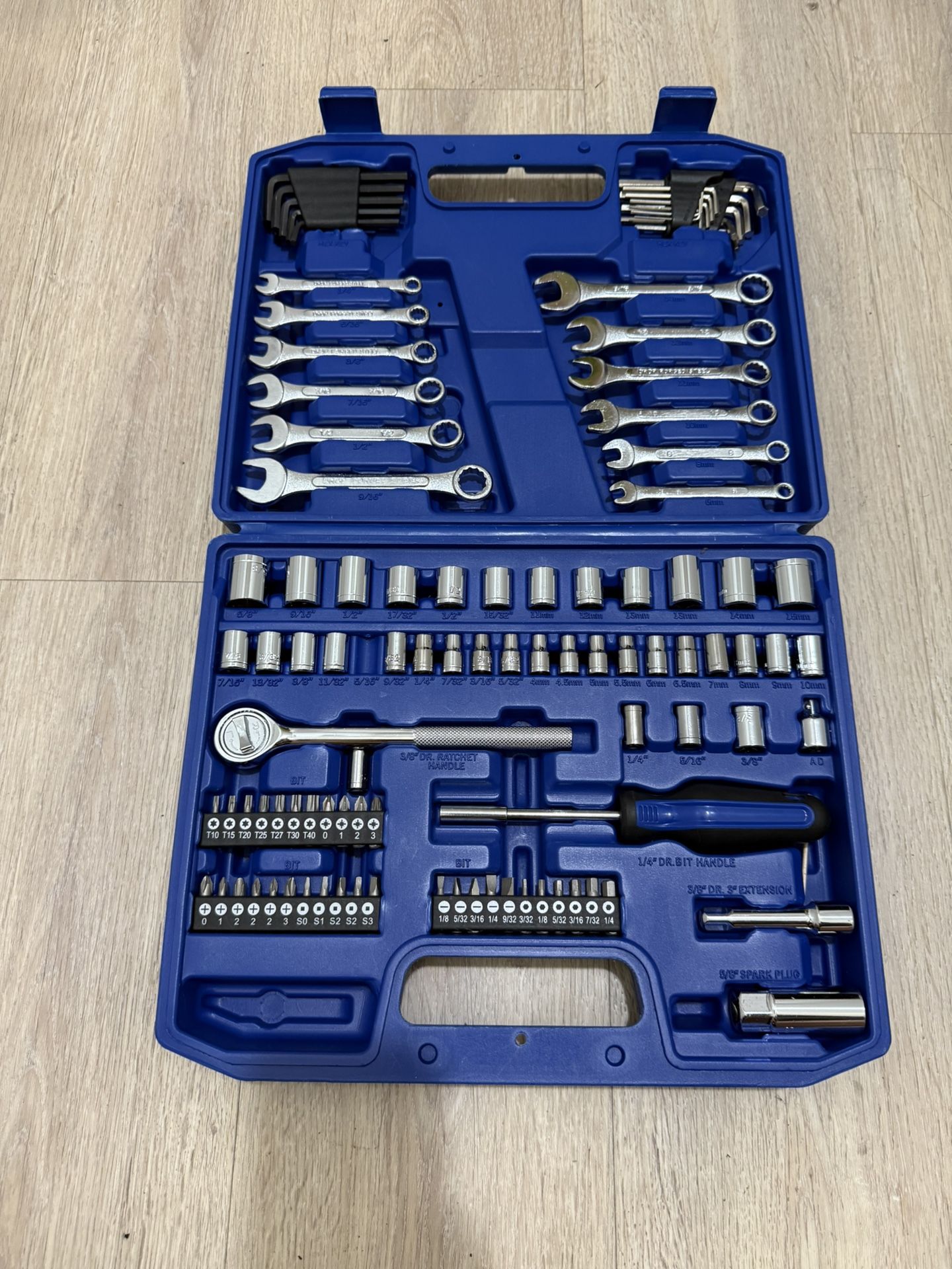 Hyper Tough 113 Pcs Mechanics Tool Set