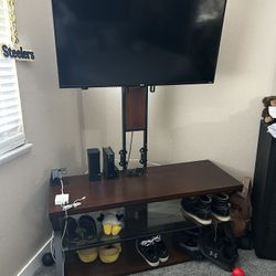 TV STAND