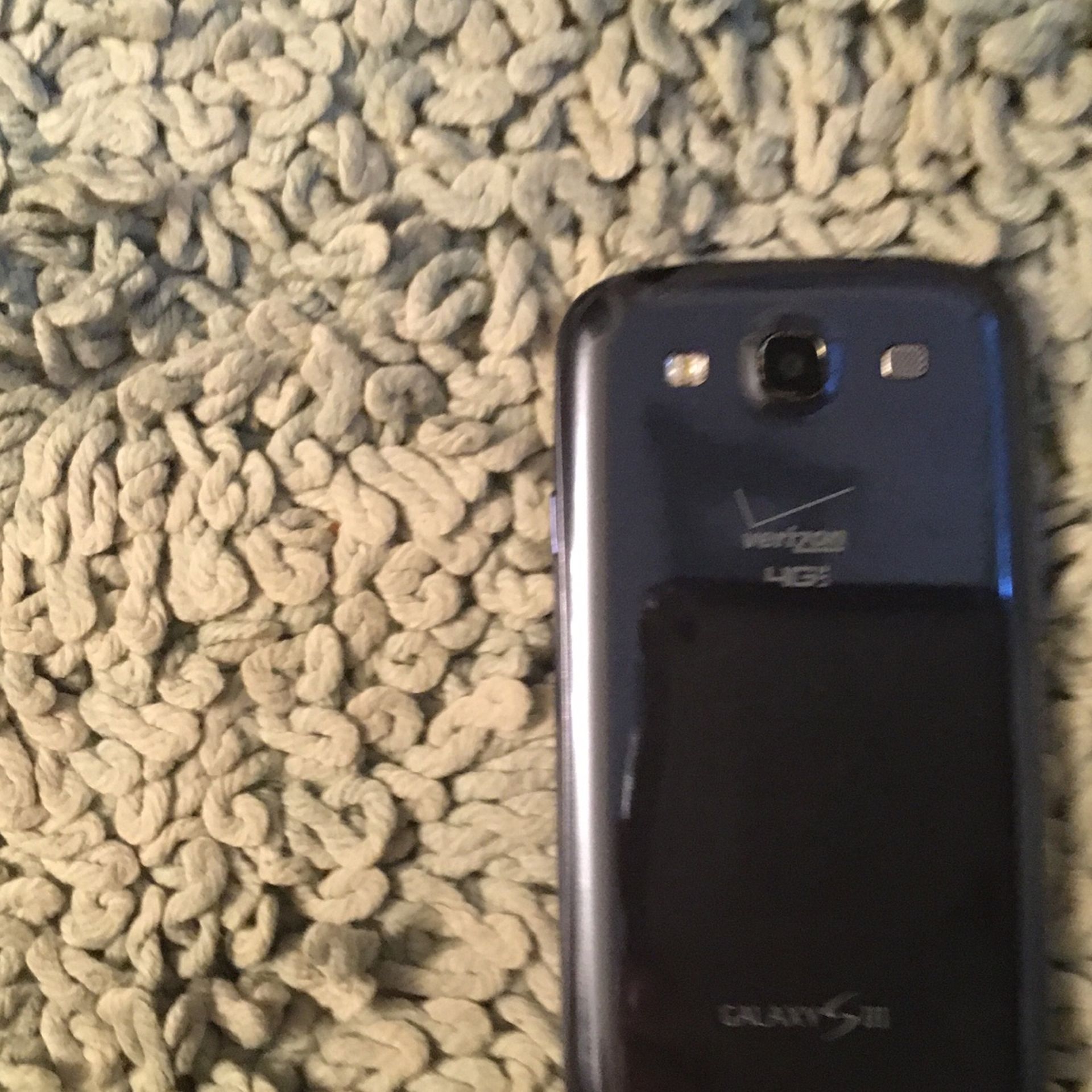 Samsung Galaxy SIII For Verizon Factory Unlocked Mint Condition!