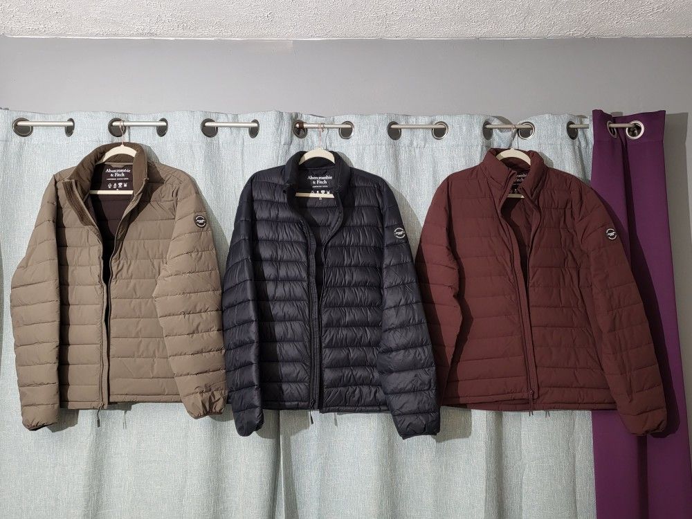 Abercrombie & Fitch  Men's Puffer  Jacket With Hood 