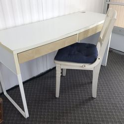 Desk w/Chair