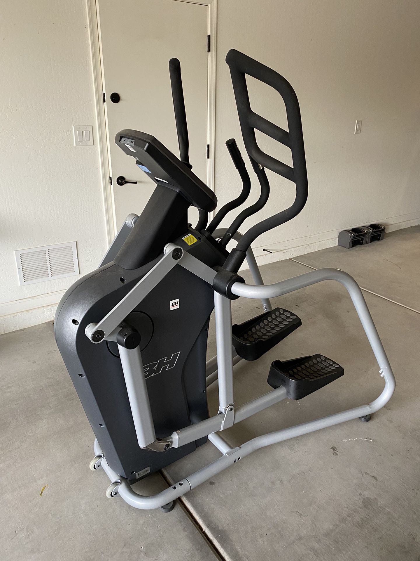 S3XiB Elliptical