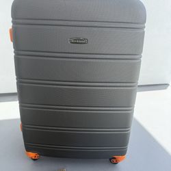 Rockland Luggage 