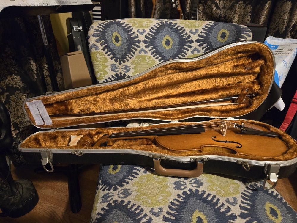 stradivarius violin bueno entero no tiene quebradas