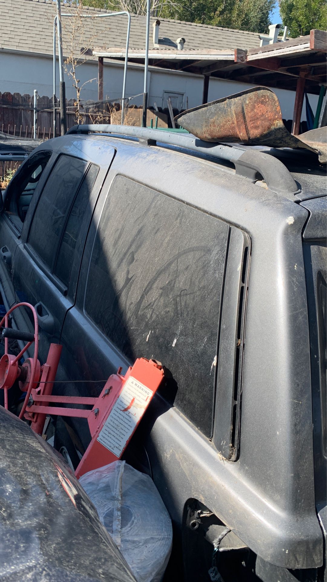 For parts two Jeep 2000 grand Cherokee free