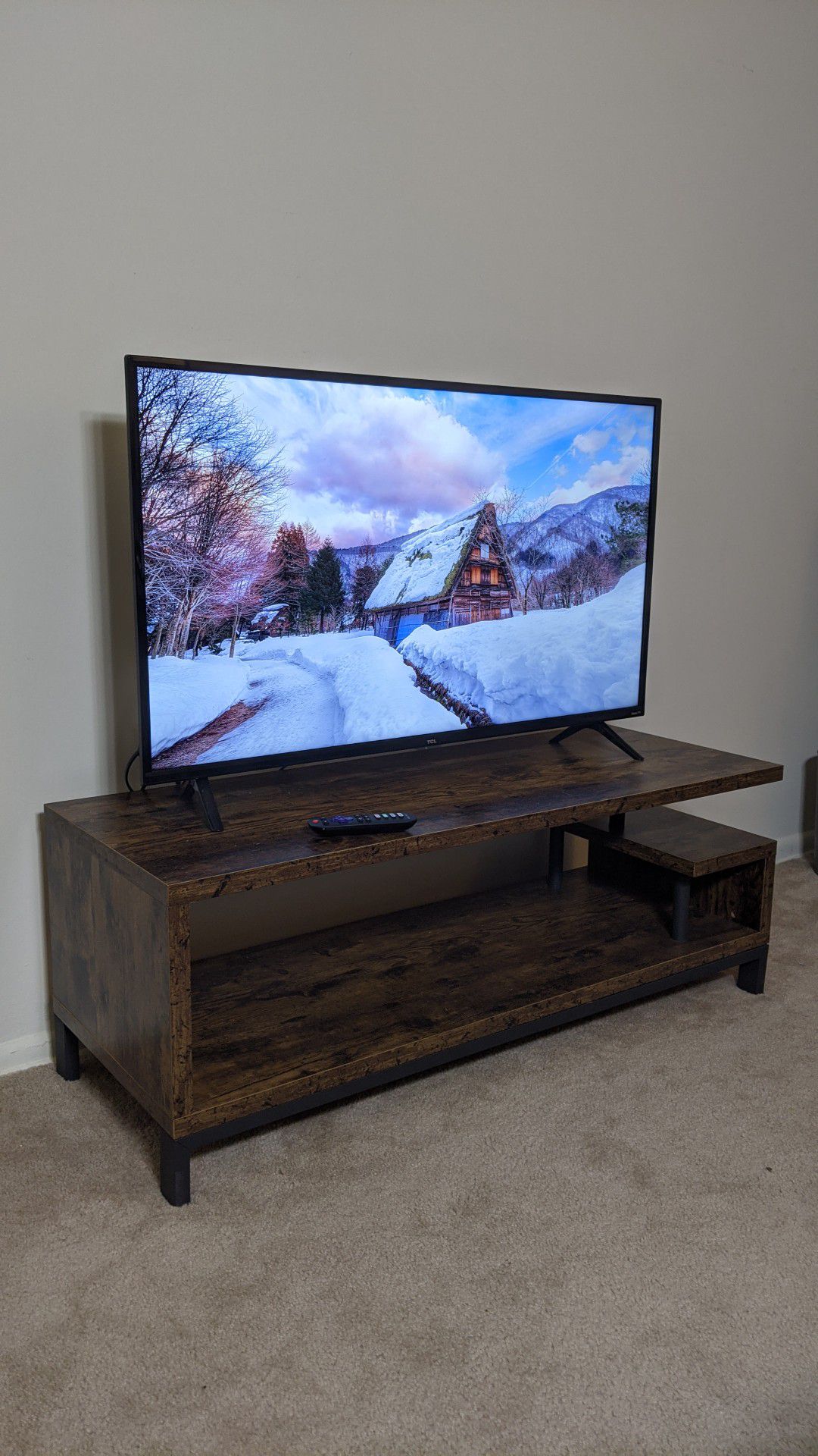 TCL 40" Smart TV + TV Stand
