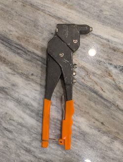 Rivet Tool