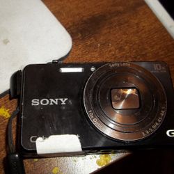 Sony Dsc Wx220 Camera Works Great
