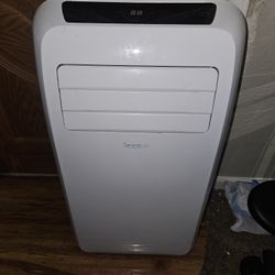 Serene Life 10,000 BTU Portable Air Conditioner with Built-in Dehumidifier & Fan Modes
