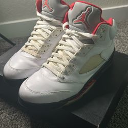 Fire Red Jordan 5 (2020)
