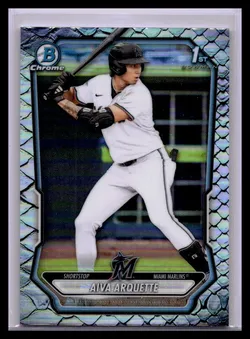 Aria Arquette 2026 Bowman Reptilian Refractor Card