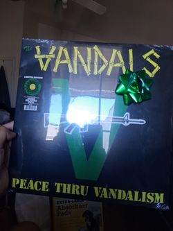 The Vandals Peace Thru Vandalism Limited Edition green splatter Vinyl