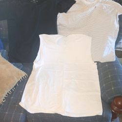 Lot Of 3 Boys T Shirts Size L and XXL Levis, Fruit Loom, Billionaire University