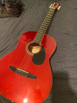 Acoustic Guitar Johnson