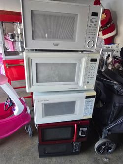 Lot of 5 microwaves working condition used all for 120 dollars