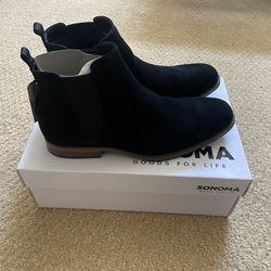 BRAND NEW BLACK CHELSEA BOOTS SIZE 11