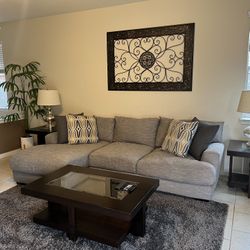 Barton 2PC Sectional with LAF Chaise