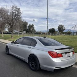 2011 BMW 750i