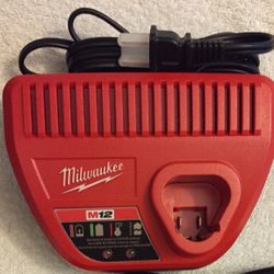 Milwaukee M12 Battery Charger (new)