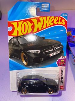 Hot Wheels Mercedes Compact Kings 210/250