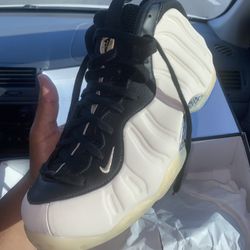 Nike Air Foamposite Sz 12