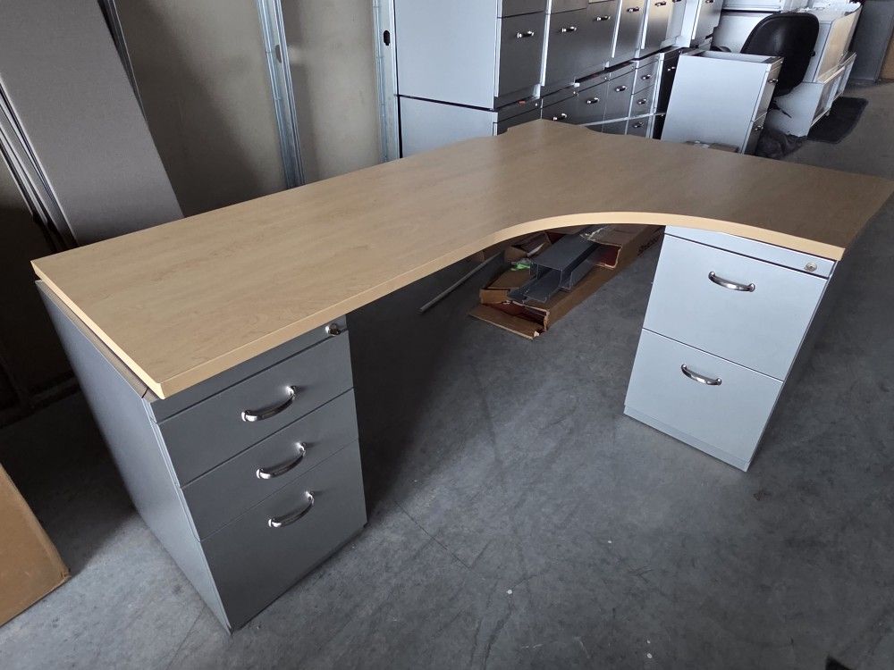Office L- Shape Desk.. (Only A Few Left) π₯π₯π₯