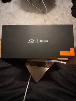 Oakley Meta HSTN