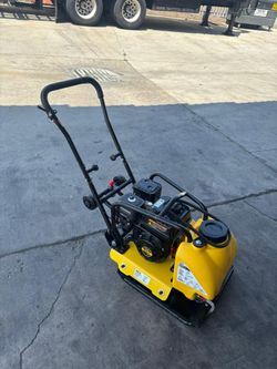Stark 6.5 HP Gas Plate Compactor Vibratory Asphalt/Soil Tamper Rammer with Built-in Water Tank