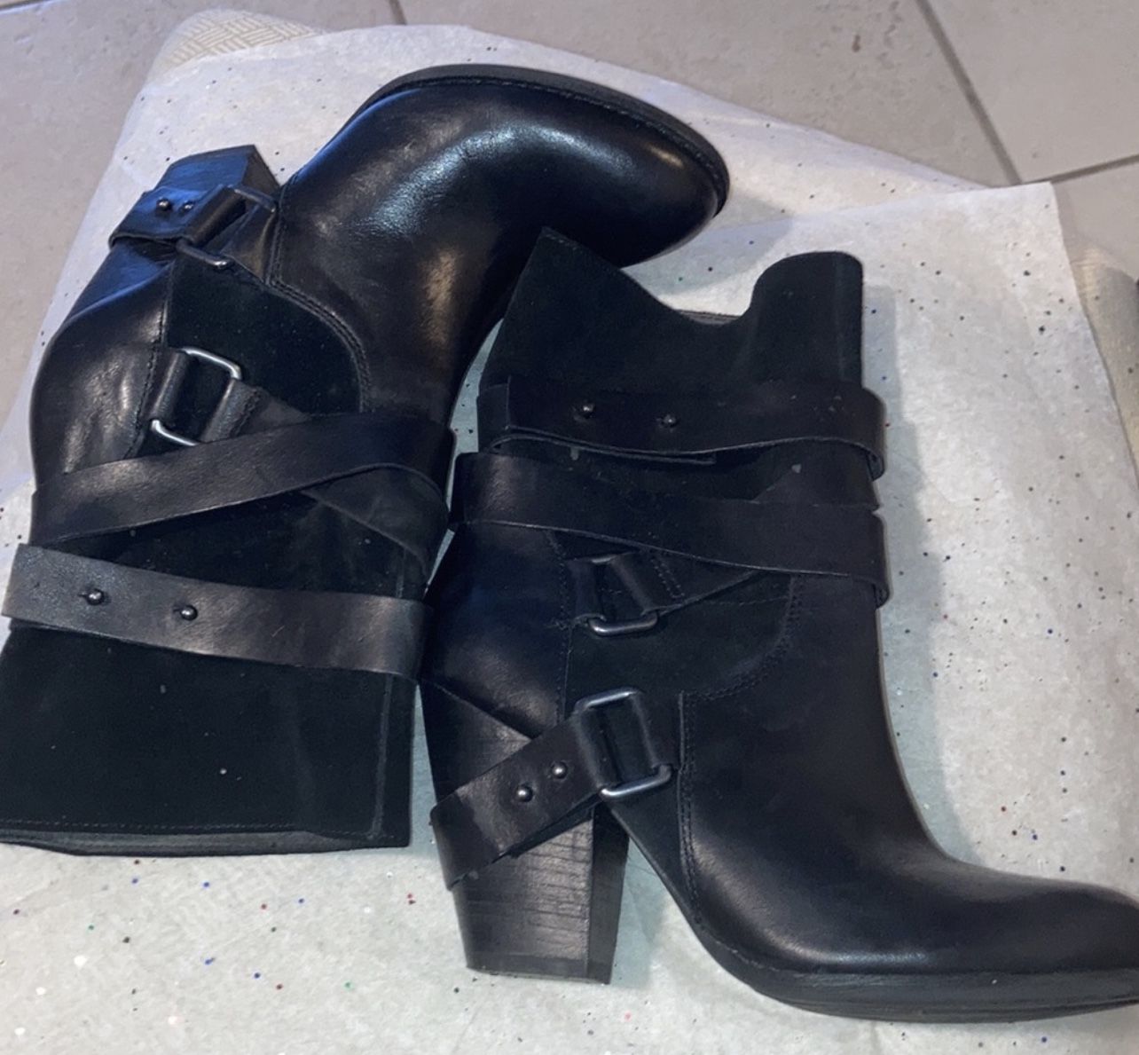 Guess Black Booties Size 8