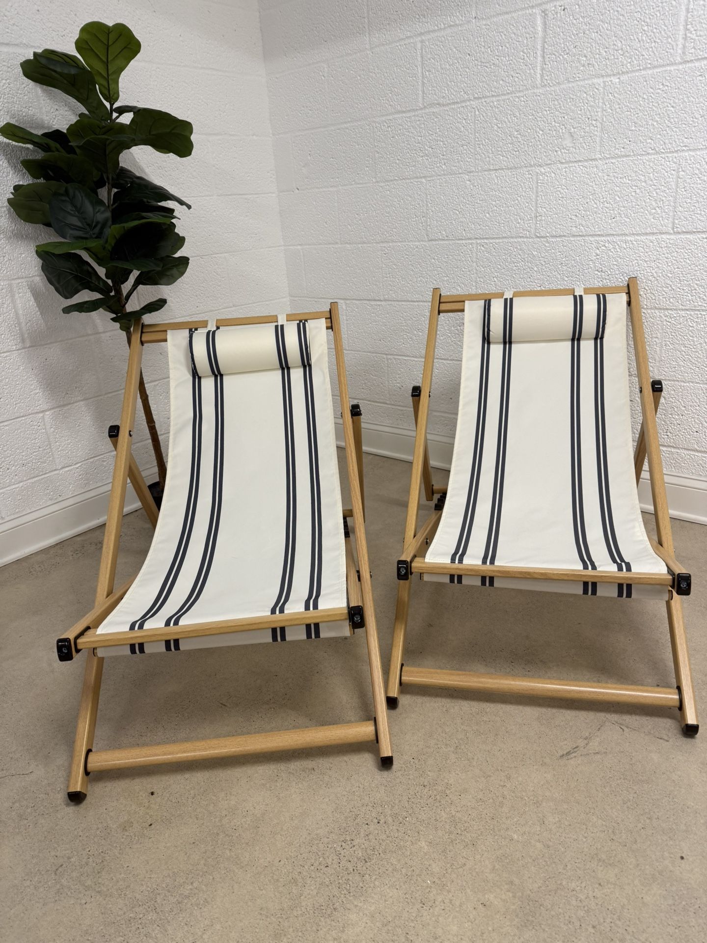 Resort Beach Chairs (2)