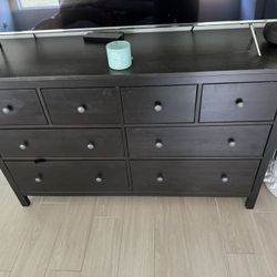 8 Drawer Dresser