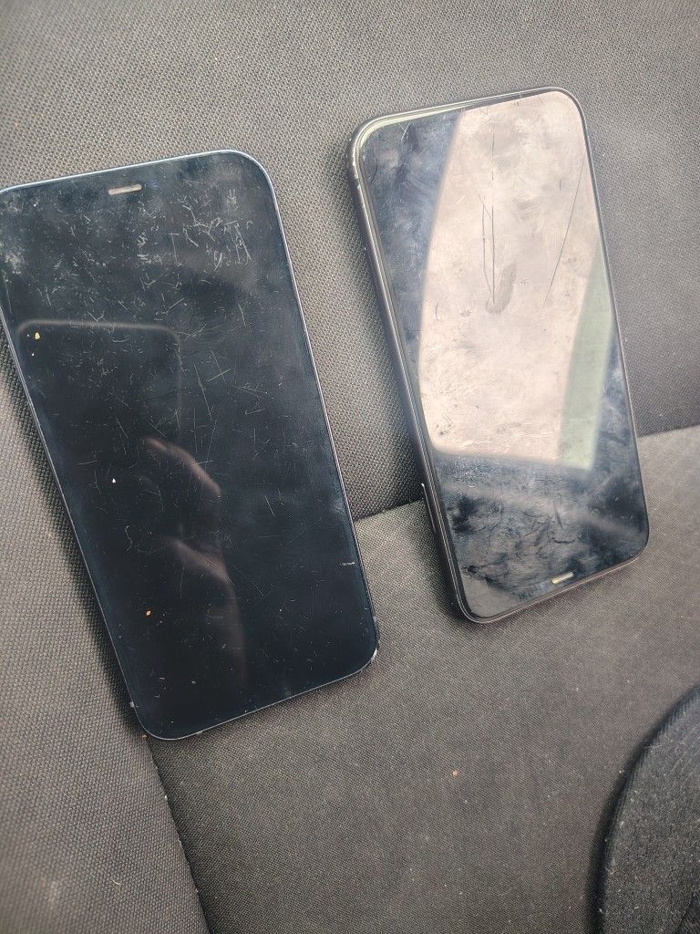 Iphone 11 And 12 600 Bst Offer Someone Need It Nothing Wrong Ready To Go