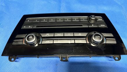 BMW X3 OEM Temperature Control
