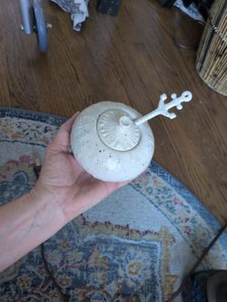 Sugar bowl