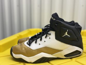 Jordan’s Size 9 Men - Black, White, Gold
