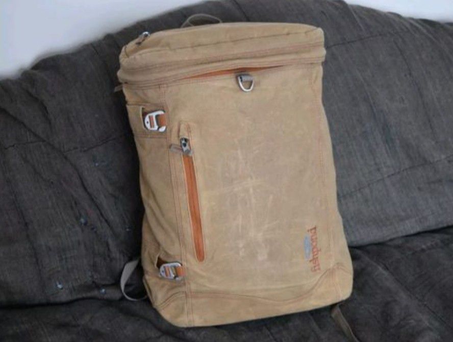 Fishpond Waxed Cotton Backpack with Laptop Sleeve, like new!