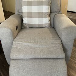 RECLINER CHAIR W/ USB PORT $175OBO
