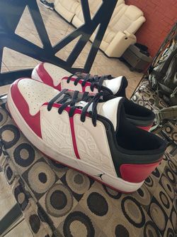 Air Jordan Low-Top Sneakers White Red Black