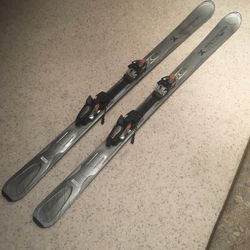 k2 bmw ski Blur 76 Quikclik Free Skis edge and thrives on maintained trails Ski BMW sign K2