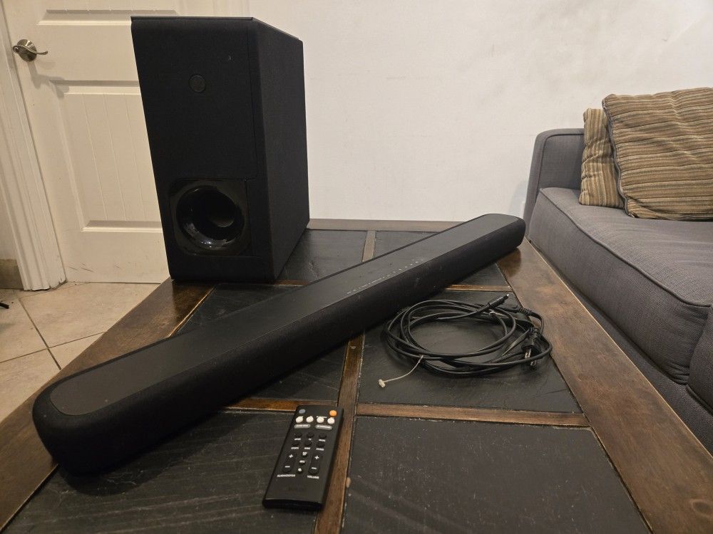 Yamaha YAS -209 Soundbar With Subwoofer- Great Condition