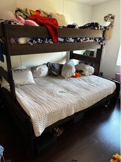 Queen twin bunk bed