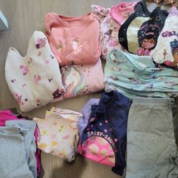 Size 4-5T Toddler Clothes lot