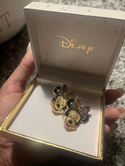 Disney Minnie Earrings 