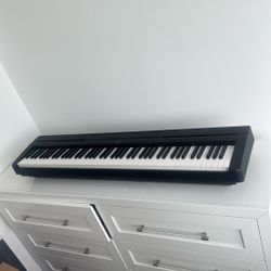 Yamaha Keyboard