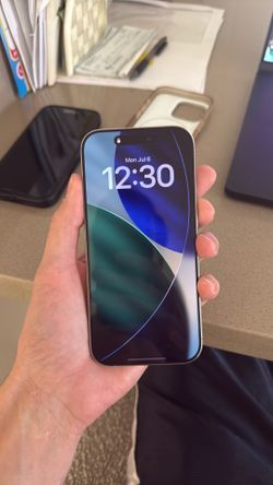 iPhone 16 pro 128gb white