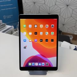 Apple iPad Pro 10.5inch 256GB LTE Unlocked Space Gray iOS 13.4