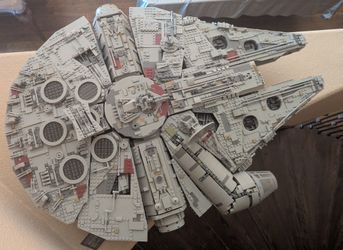 Genuine LEGO Millenium Falcon 75192
