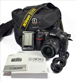 Nikon D300 12.3mp Digital DSLR Camera w/Nikon 28-70mm AF-D Lens - Battery, Charger, Bag, Manuals, CD